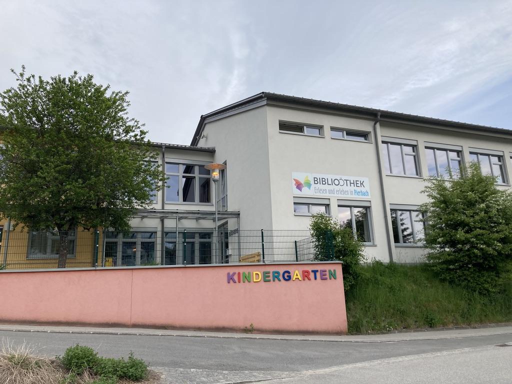 Bücherei von außen